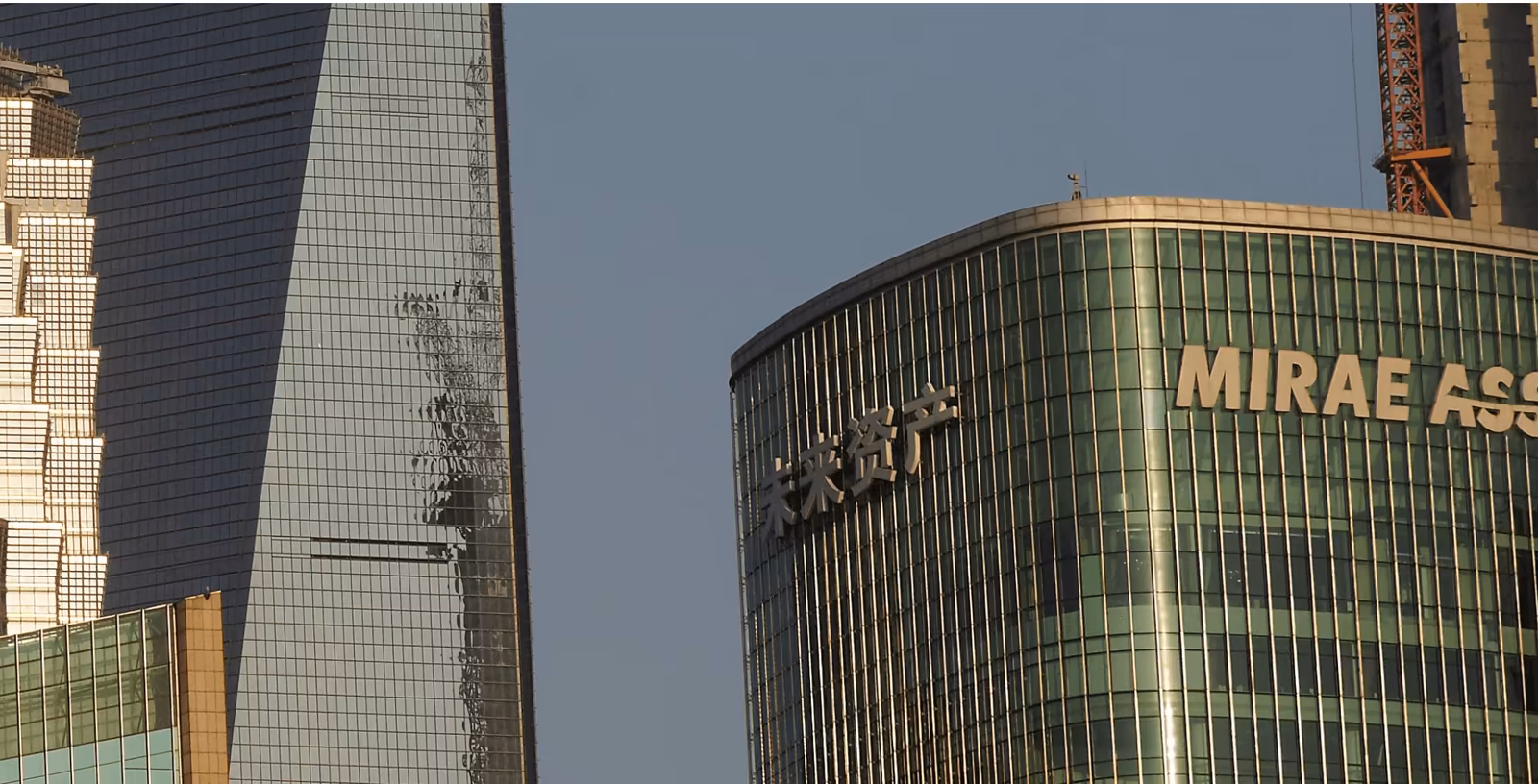 Iconic skyscrapers. (Gu Bra/Pexels)