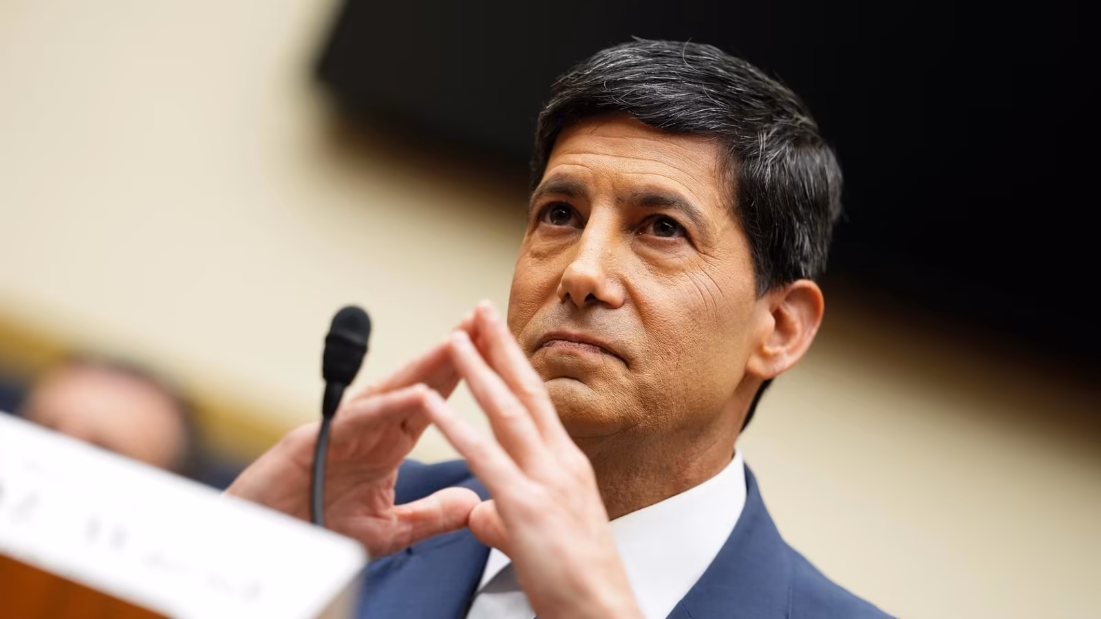 Fed giữ nguyên lãi suất – Chủ tịch Kevin Warsh tại cuộc họp báo của Cục Dự trữ Liên bang Mỹ